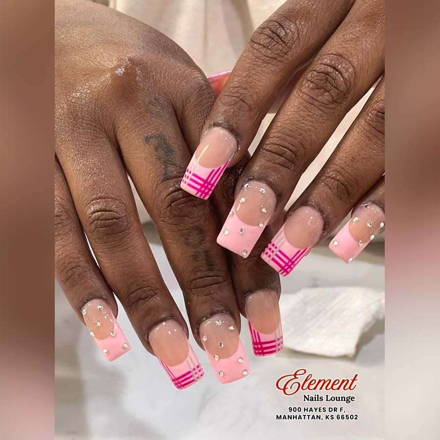 Nail trending